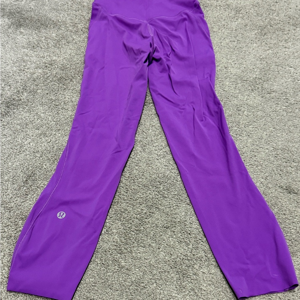 Lululemon Base Pace Crop 23 Size Zero- Purple